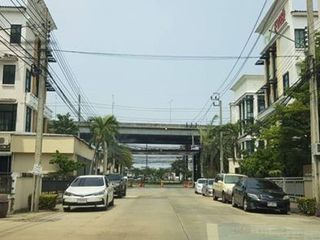 ขายโฮมออฟฟิส บ้านกลางกรุง บางนา 4 ชั้น ราคาดี ทำเลดีมากก