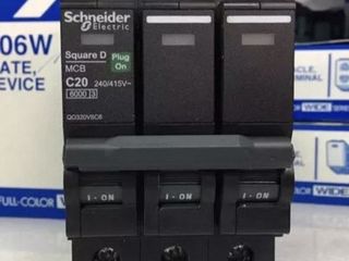 ลูกเซอร์กิต3เฟส3P 10,16,20,25,32 Am Schneider