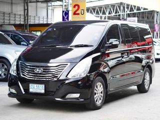 Hyundai H1 deluxe 11 ที่นั่ง รุ่นท็อป ปี2011