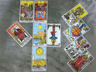 ดูดวงออนไลน์ ด้วยไพ่ทาไรต์