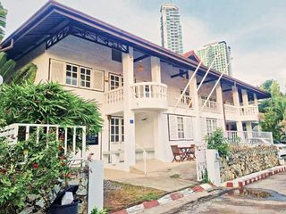 ขายบ้านบ้านแฝด 2 ชั้น จอมเทียน การ์เด้น ริมหาดจอมเทียน พัทย