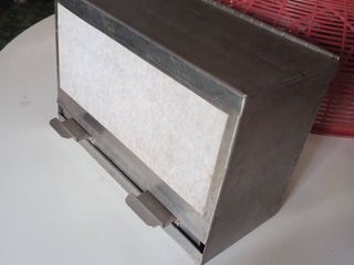 กล่องจำหน่ายหลอดสแตนเลสอย่างหนา