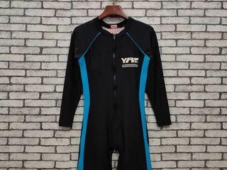 ชุดว่ายน้ำ YRS