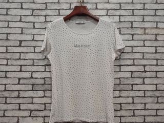 เสื้อยืด Mango