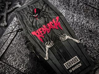 CASIO G-SHOCK DW 5700 SF(Sneaker Freaker limited edition)