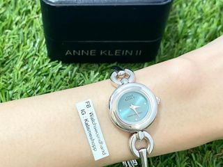 61027 Anne klein