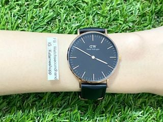 61524. แบรนด์ Daniel Wellington ราคา 2,500 บาท