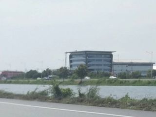 ขายที่สีม่วง 3 ไร่ ใกล้สนามบินสุวรรณภูมิ ต.บางปลา อ.บางพลี