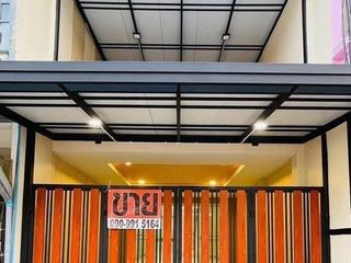 ขายทาวน์เฮ้าส์หมู่บ้าน เสนาวิลล่า 84 แฮปปี้แลนด์ บางกะปิ