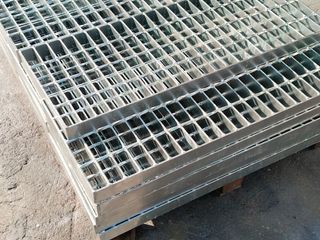 ตะแกรงเหล็กสั่งผลิตชุปกัลวาไนซ์ คาดเกลียว