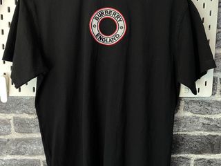 เสื้อ Burerry