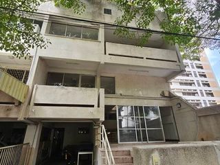 ขายโฮมออฟฟิศ ห้องหัวมุม ซอยถนนปั้น ขนาด 45.4 ตารางวา ใกล้BTS