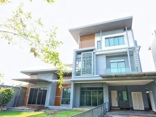 ขาย ให้เช่า บ้านเดี่ยว หลังริม 3 ชั้น โครงการ นาราสิริ ไฮด์อ