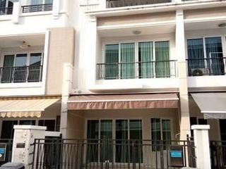 ให้เช่า ทาวน์โฮม บ้านกลางกรุงสาธร พระราม3 สาธร เจริญราษฎร์