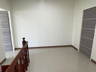 ทาวน์เฮ้าส์ 2 ชั้น รีโนเวทใหม่ ปากช่อง จ.นครราชสีมา