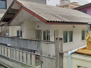 ที่ดินพร้อมสิ่งปลูกสร้างบ้านลาดพร้าวโชคชัยสี่