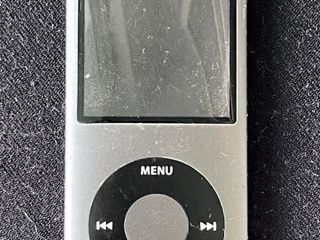 ซาก iPod Nano 8GB