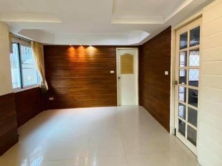 ให้เช่าบ้านเดี่ยว 2 ชั้น พร้อมอยู่ หมู่บ้านชนชอบ ธันธวัช เขต