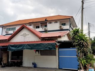 รับติดตั้งรางน้ำฝนและระบบระบายอากาศตามมาตรฐานสากล มีผลงานการ