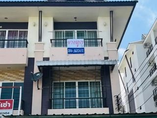 ขายด่วน อาคารพาณิชย์ 3 ชั้น หน้ามหาลัย พะเยา