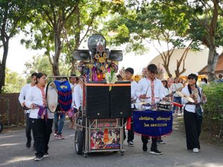 ขบวนแห่ภาคอีสาน ขบวนดนตรีอีสาน ศิลปวัฒนธรรมปรเพณีไทย