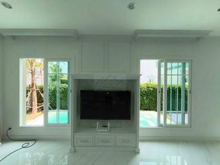 ให้เช่า บ้านหลังใหญ่ โครงการ แกรนดิโอ บางนา กม.5 Grandio Ban