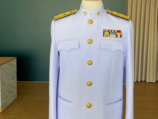 เช่าชุดปกติขาว