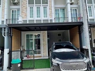 P490 ให้เช่าทาวน์เฮ้าส์ 2 ชั้น โครงการ Golden town รามอินทรา