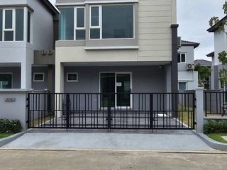 ให้เช่าบ้านแฝด Grande Pleno Mega Bangna แกรนด์ พลีโน่ เมกา บ