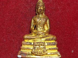 6262 พระกริ่งหลวงพ่อโสธร รุ่นบัวหลวงเพิ่มลาภ ปี2552 ครบรอบปี