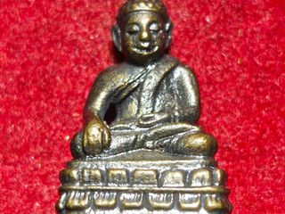 6265 พระชัยวัฒน์ ก้นตอกโค๊ต วนิดา เนื้อทองผสม