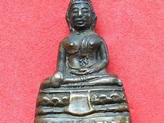 5692 พระกริ่งปั๊มรูปเหมือน ยุคแรก หลวงพ่อเกษร วัดท่าพระ ปี 2