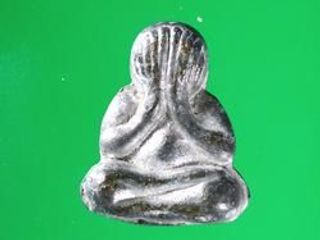 5592 พระปิดตารุ่นแรก หลวงพ่อคล้อย วัดภูเขาทอง ปี 2532 หลังย