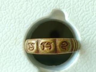 5294 แหวนยันต์ มะ อะ อุ เก่าสภาพสวยเดิม เส้นผ่าศูนย์กลาง 1.7