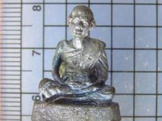 4721 รูปหล่อโบราณเนื้อตะกั่ว หลวงปู่นิล อิสฺสริโก วัดครบุรี