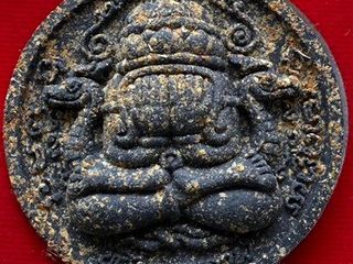 พระปิดตาพังพระกาฬ รุ่น 700 ปี ศรีวิชัย ปี 2548