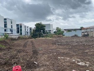 เช่า/ขายที่ดิน 4 ไร่ เศษ กิ่งแก้วซอย 19 ทำเลดี ใกล้ถนนใหญ่