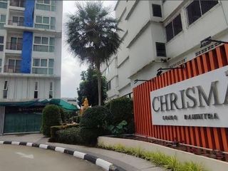 HOT DEAL คริสม่าคอนโด ติดรถไฟฟ้าสายสีชมพู MRT สถานีแฟชั่นฯ