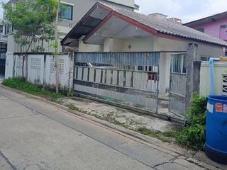 ขายบ้านเดี่ยวลาดพร้าวโชคชัยสี่ซอยสังคมสงเคราะห์ 30