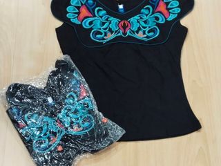 เสื้อยืด