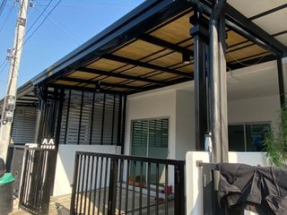 ต่อเติมโรงจอดรถ หลังคาบ้าน  กันสาด  กันแดด กันฝน