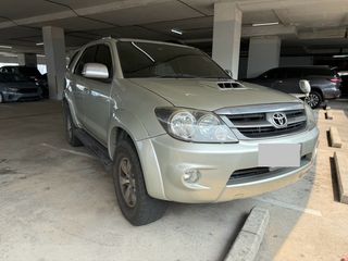 ขายรถ Toyota  Fortuner  สภาพดี