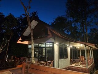 บ้านพักตากอากาศบ้านไม้ ติดลำธาร Private Nature House