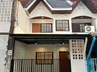 ขายทาวน์เฮาส์ 2 ชั้น NexHaus44 ปากซอยอ่อนนุช 44