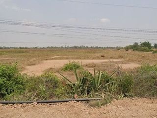 ขาย ที่ดินในหมู่บ้านโคราช 3-3-75 ไร่ 0863771698