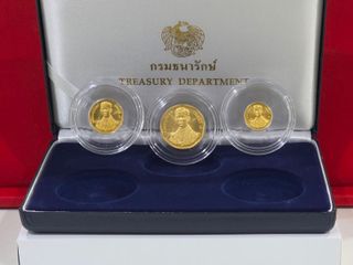 เหรียญทองคำ ครบชุด 3 ขนาด ที่ระลึกพระราชพิธีรัชมังคลาภิเษก ร