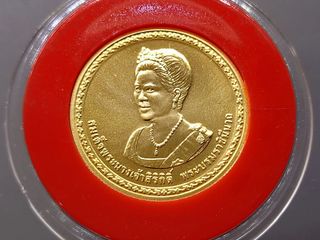 เหรียญทองคำ 16000 บาท (หนัก 1 บาท) ที่ระลึกมหามงคลเฉลิมพระชน