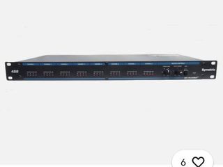 symetrix  488. squeeze  8 chanel.  compressor