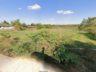 ที่ดินเสลภูมิจังหวัดร้อยเอ็ด หน้ากว้างติดถนน 1 ไร่ 2 งาน ราค