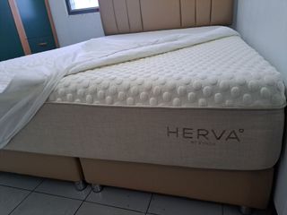 เตียงพร้อมที่นอนเมมโมรี่โฟมขนาด 5ฟุต